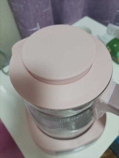 小壮熊婴儿恒温调奶器你们用的时候有没有一股塑料味？