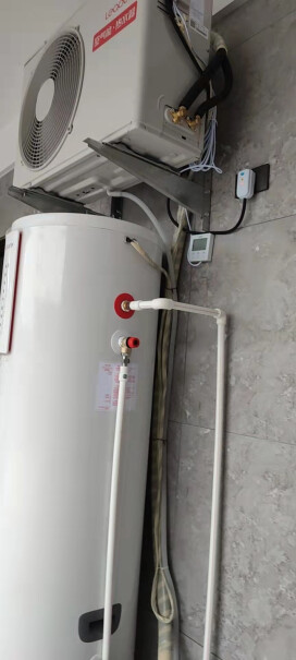 海尔空气能热水器家用200升包安装超一级能效WiFi80℃杀菌洗双变频超级节能效率500%一天耗电多少啊？