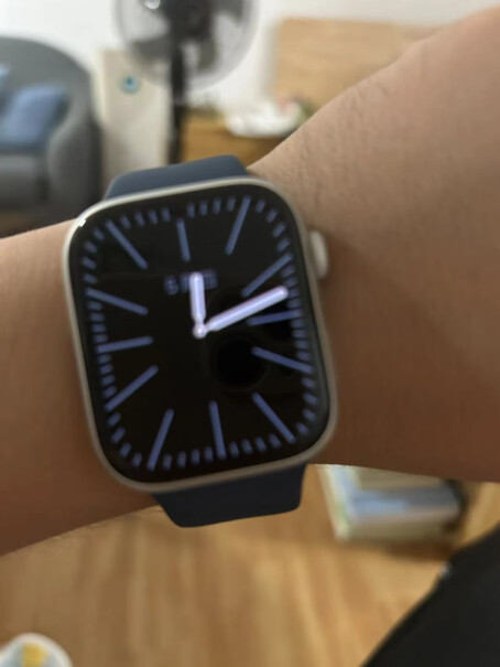 Apple Watch S9 智能手表GPS款星光色s/m和m/l的区别是啥？