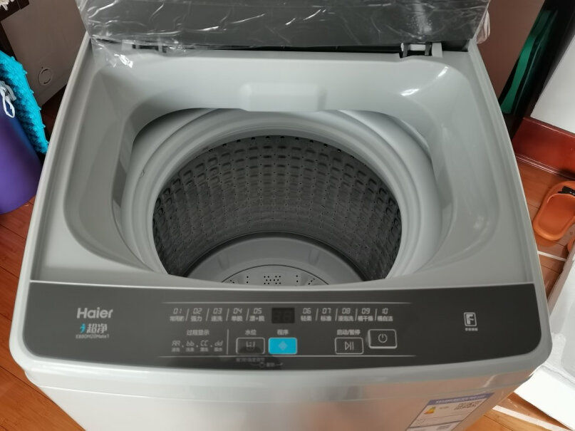 海尔租房神器波轮洗衣机全自动洗衣服的时候左右转动幅度特别小正常吗？