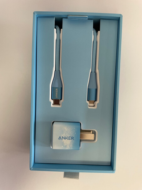Anker安克 苹果充电器Nano PD20W快充头MFi认证1.2米数据线套装 兼容iPhone113总这个充电烫手么？