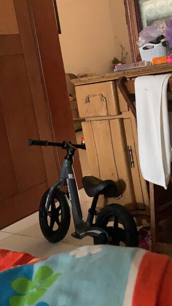 儿童滑步车永久儿童平衡车滑步车两轮无脚踏单车炫酷灰来看看买家说法,最真实的图文评测分享！