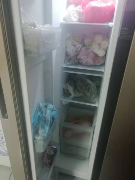 美的Midea603升冰箱里会结一层厚厚的冰吗？