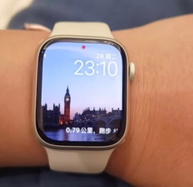 Apple Watch S8 银色金属表壳白色表带「GPS」怎么样？吐槽大实话！