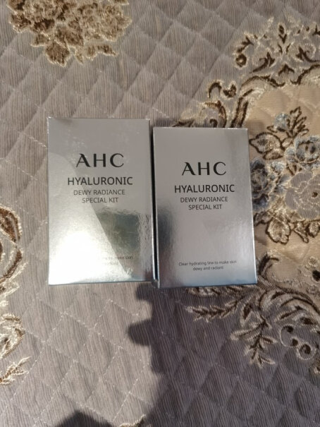 AHC透明质酸小神仙水水乳礼盒6件套爽肤水180ml+乳液180ml是正品吗？
