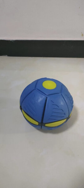 奥智嘉（AoZhiJia）儿童玩具球奥智嘉儿童玩具魔幻飞碟变形球发光弹力脚踩球飞盘哪个更合适,评测解读该怎么选？