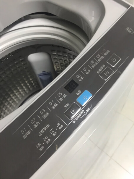 海尔租房神器波轮洗衣机全自动该款洗衣机是上排水设计吗？