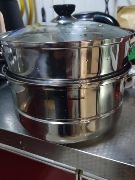 苏泊尔SUPOR双层复底26cm蒸锅汤锅蒸笼SZ26B5这个开锅以后会噗噗的喷水么？