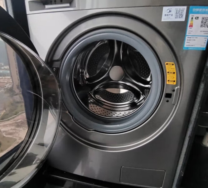 小天鹅TG100APURE你们洗衣机回来的时候也没有底座吗？就是直接可以看到里面结构的！？