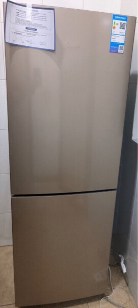 美的BCD-185WM(E)摩卡金问一下，此冰箱要是出去打工，隔一年回家冰箱会坏吗？用不用把电源取掉？