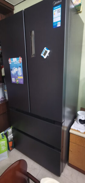 美的BCD-508WTPZM(E)可以贴磁吸冰箱贴吗？