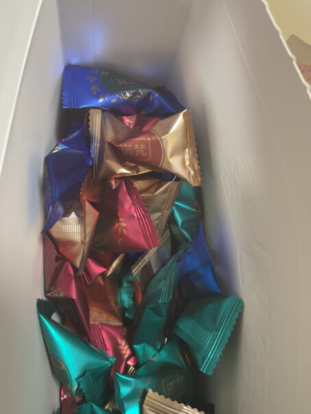 诺梵松露巧克力糖果礼盒是否值得入手？最全面的产品评测！