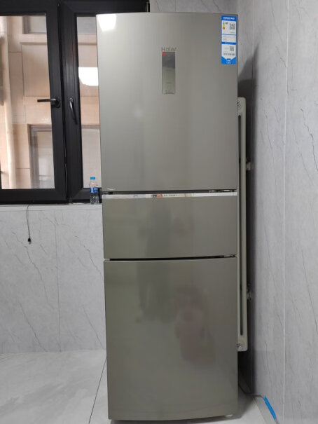 海尔BCD-253WDPDU1你们的冰箱外壳发热严重吗？我的怎么烫手？