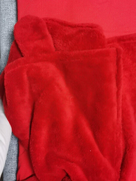 ubras云朵绒连帽女睡衣冬季红色家居服斗篷使用体验怎么样？深度剖析评测结果？