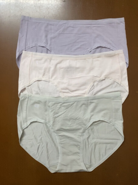 ubras40S女士内裤三角裤 椰青灰+浅桃+柔灰紫 L使用感受如何？使用两个月评测反馈！