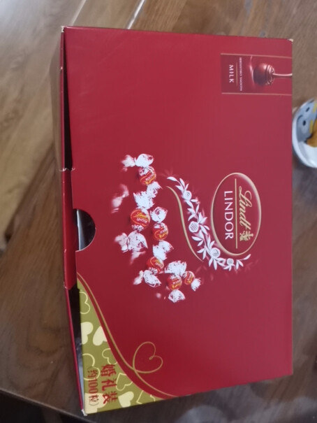 瑞士莲软心黑巧克力礼盒购买前需要注意什么？图文解说评测？