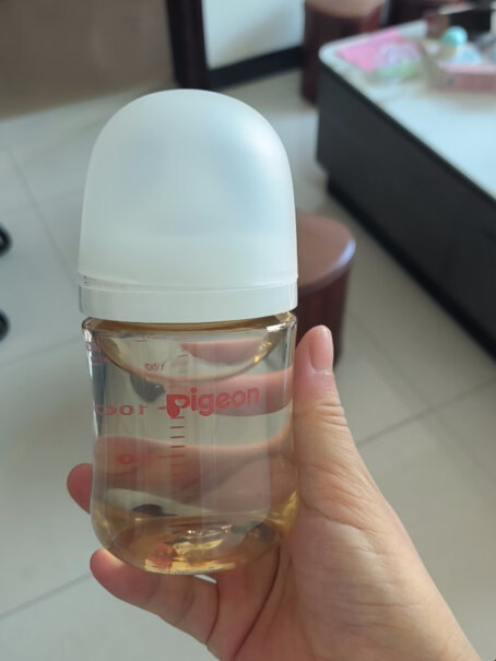 贝亲婴儿新生儿奶瓶 PPSU奶瓶第3代 240ml我收到的M码奶嘴是烂的，你们的有这种情况吗？