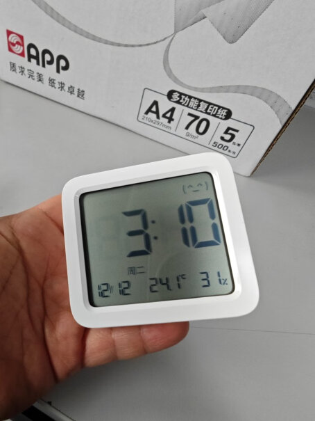 米家智能温湿度计3独立使用，这个时间怎么这么不准，一个月误差两分钟，有点离谱？