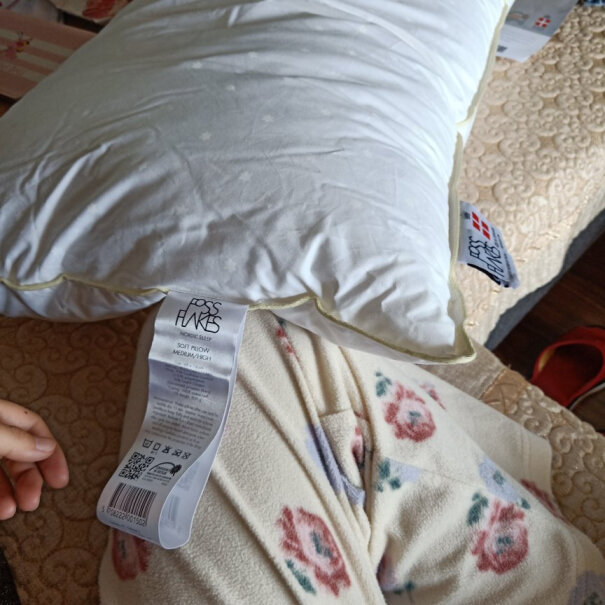 婴童枕芯-枕套FOSSFLAKES护颈枕性能评测,评测性价比高吗？