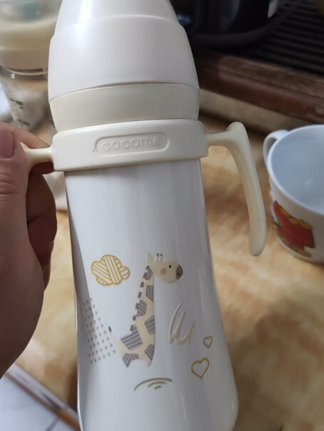 可可萌保温吸管奶瓶陶瓷内胆不锈钢婴幼儿吸管杯评测质量怎么样？测评结果报告！