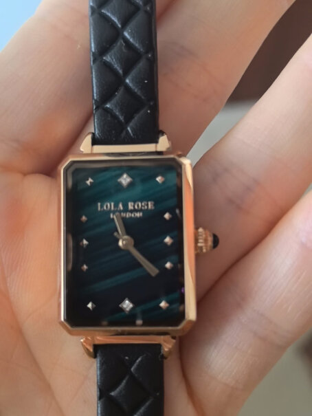 LOLA ROSE手表新小绿表钢带套装星运礼盒好不好，推荐购入吗？老司机揭秘解说！
