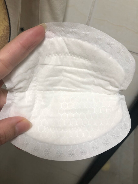 新贝防溢乳垫3D贴合透气 隔奶垫 100片装好不好，值得购买吗？不容错过的测评分享！