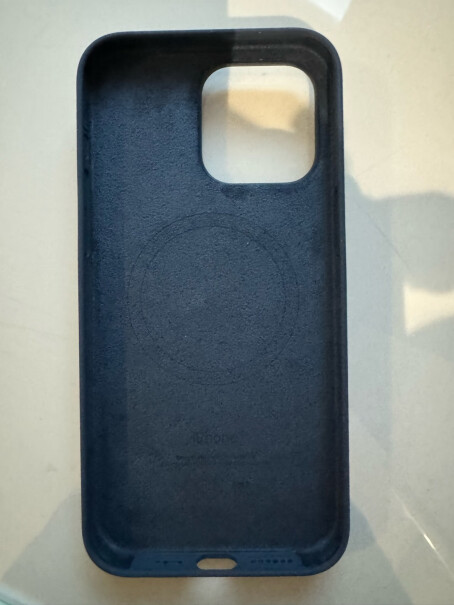 Apple手机壳-保护套适合入手吗？最真实的图文评测分享！
