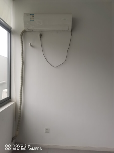 海信KFR-35GW/E370-X1你们的热风热吗，开热风20平米的房子，32度没有热度是怎么回事？