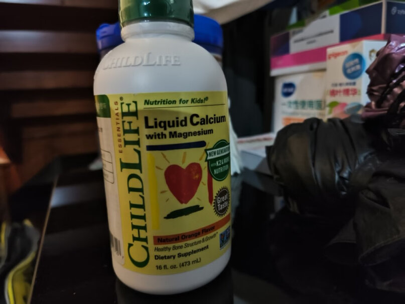 ChildLife童年时光钙镁锌液体钙 6个月以上473ml这款可以和奶粉混合一起吃吗？