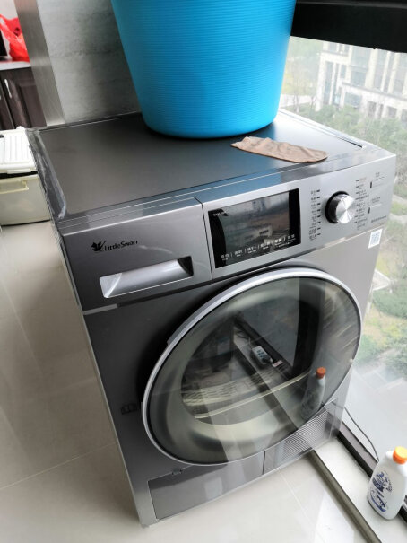 洗烘套装小天鹅洗烘套装热泵式烘干衣机+除菌变频洗衣机组合使用体验,深度剖析功能区别？