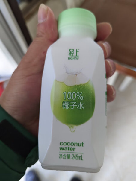 轻上100%椰子水泰国进口果汁整箱装评测结果好吗？深度评测揭秘内情！
