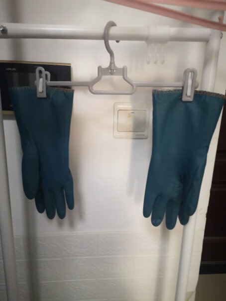 雅高加绒加长保暖家务手套 橡皮手套经常洗碗大慨一付用多久？