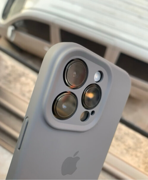 Apple手机壳-保护套苹果 iPhone 15 Pro MagSafe 硅胶保护壳质量好吗？网友评测点评？