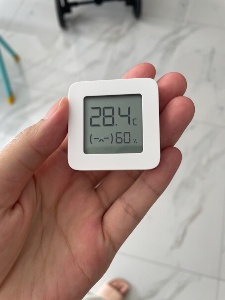 小米智能家居手机APP可以通过蓝牙连接到温湿度计上，浏览当日温度湿度趋势图吗？