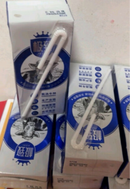 三元小方白纯牛奶200ml*24盒品牌口碑如何？来看看买家评测！