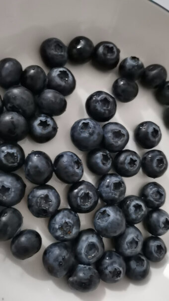 怡颗莓蓝莓请问加沃的好吃还是这个好吃？