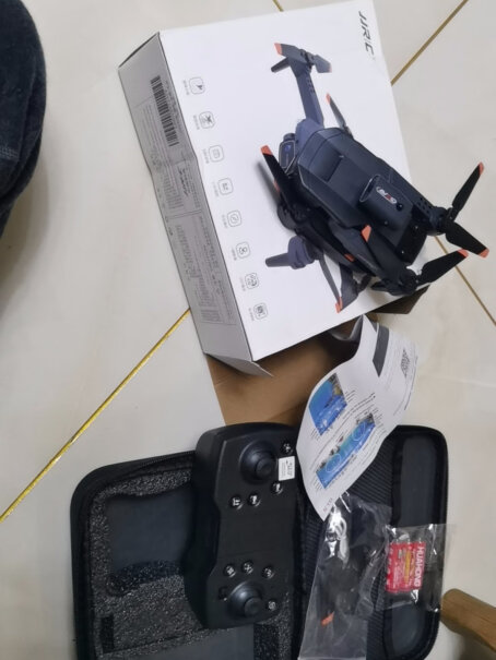 JJR/C 无人机专业航拍遥控飞机男童航模礼物怎么操作起飞的，新手不太会玩？
