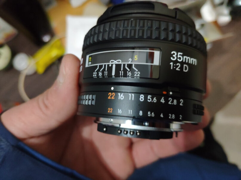 尼康 AF 35mm f/2D 广角镜头全开锐度怎么样？