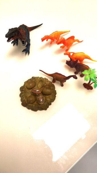 侏罗纪遥控电动恐龙玩具只能喷一次雾吗？