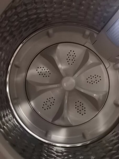 TCL XQB70-36SP这款洗衣机会不会很大声？工作时的声音怎么样？值得买吗？