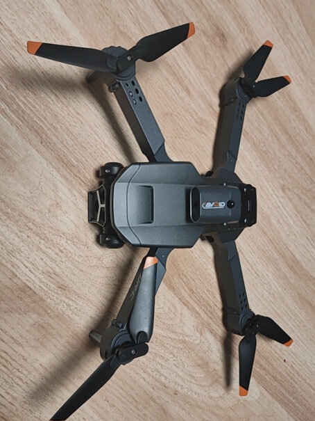 JJR/C 无人机专业航拍遥控飞机男童航模礼物可以翻转吗？