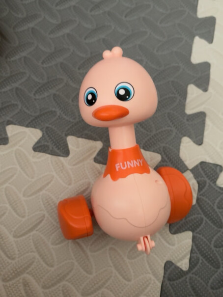 皇儿婴儿玩具按压小黄鸭车使用感受如何？功能评测结果揭秘？