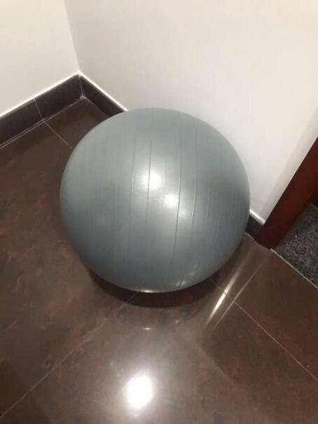 瑜伽球李宁瑜伽球65cm加厚防滑健身球评测哪款功能更好,深度剖析功能区别？
