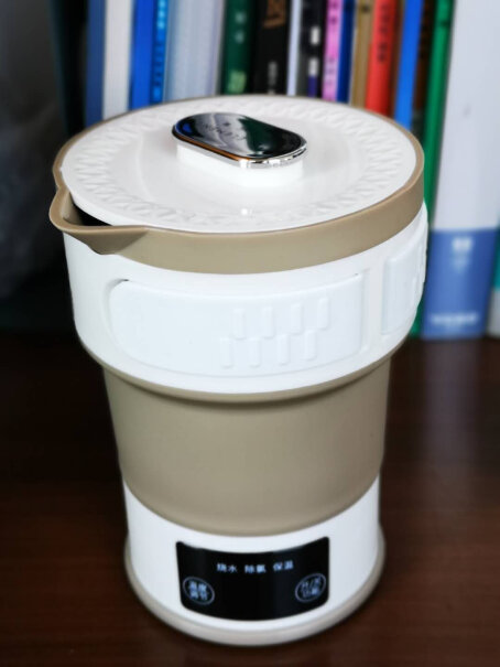 生活元素迷你硅胶旅行折叠电水壶便携式烧水壶水开了能自动断电吗？