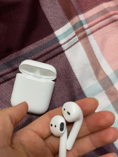 AppleA+专享AirPodsiPhone蓝牙耳机充电质量值得入手吗？详细评测报告！