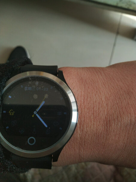 VOSSTR智能手环心率血压监测为什么我的手表来电时没有提醒功能呢？