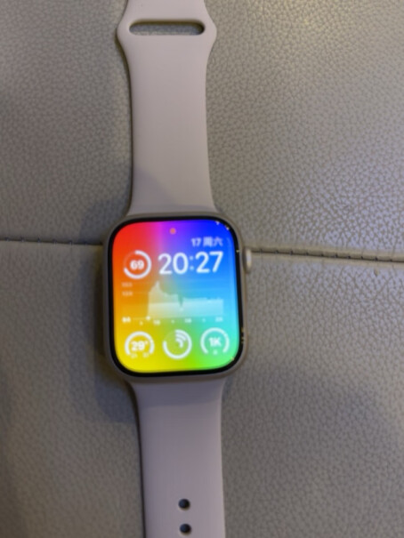 Apple Watch Series 8 智能手表GPS款45毫米午夜色铝金属表壳午夜色运动型表带M使用情况,详细评测报告？