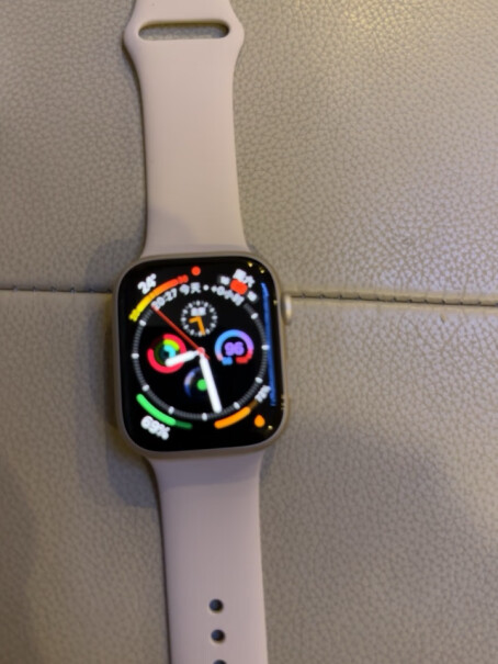 Apple Watch Series 8 智能手表GPS款45毫米午夜色铝金属表壳午夜色运动型表带M使用情况,详细评测报告？