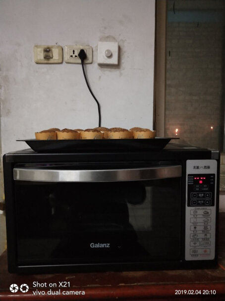 格兰仕全自动智能电烤箱家用请问这个烤箱使用的时候噪音大吗？