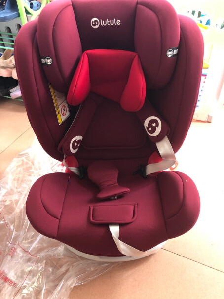 路途乐Lutule宝宝汽车安全座椅会不会磨坏 车子本身的真皮座椅？